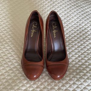 Cole Haan Sz 5.5 real leather 3.5” heel